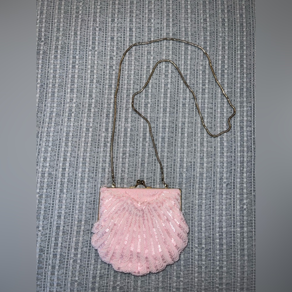 UPDATED - Vintage Light Pink Beaded Clam Shell Clutch with Gold Metal Strap